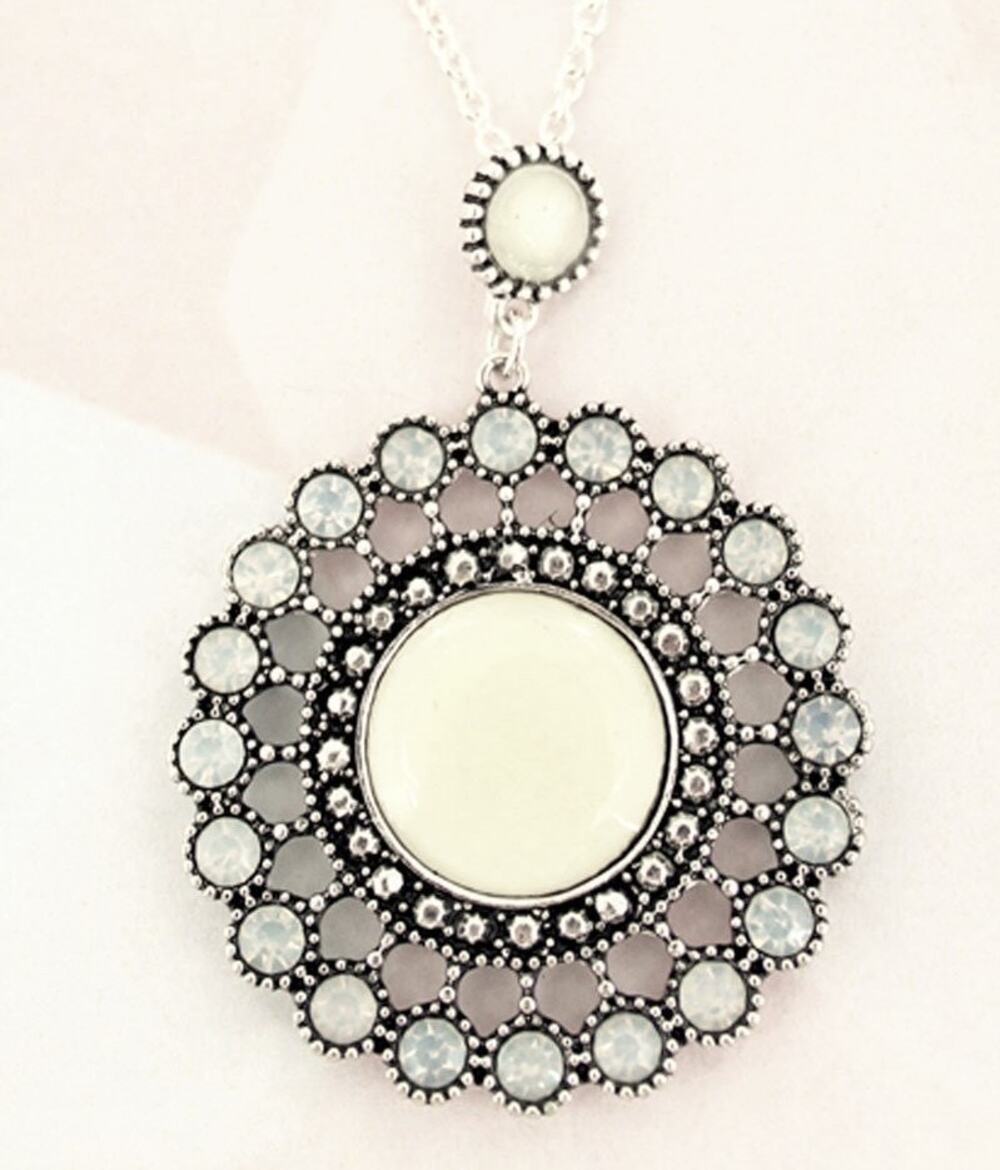 Cream & Crystal Silvertone Round Pendant Necklace - New/NWT